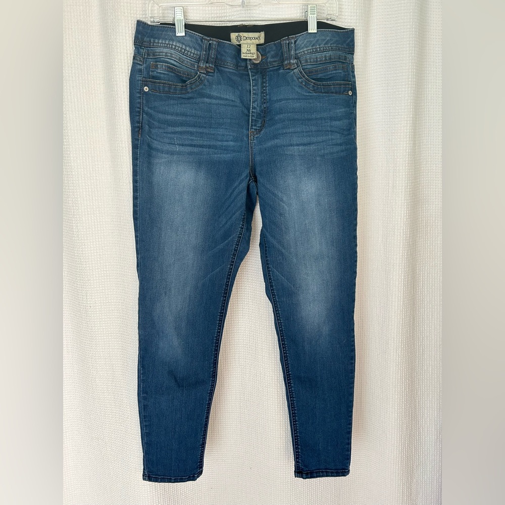 Democracy Womens 12 skinny jeans